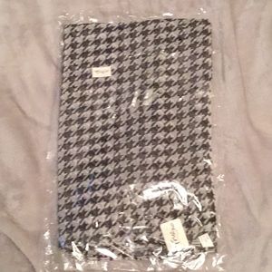 Houndstooth scarf RTR